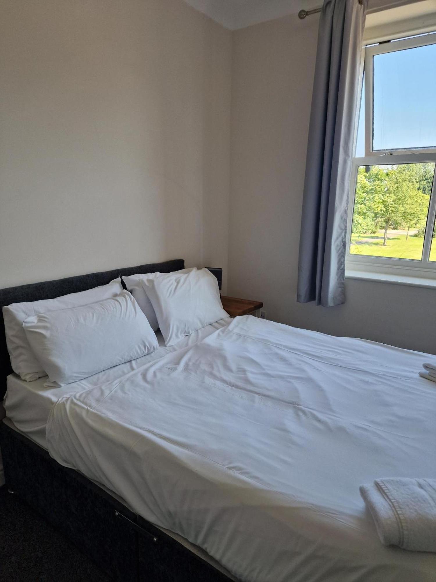 Tees Valley Apartments Мидлсбро Экстерьер фото